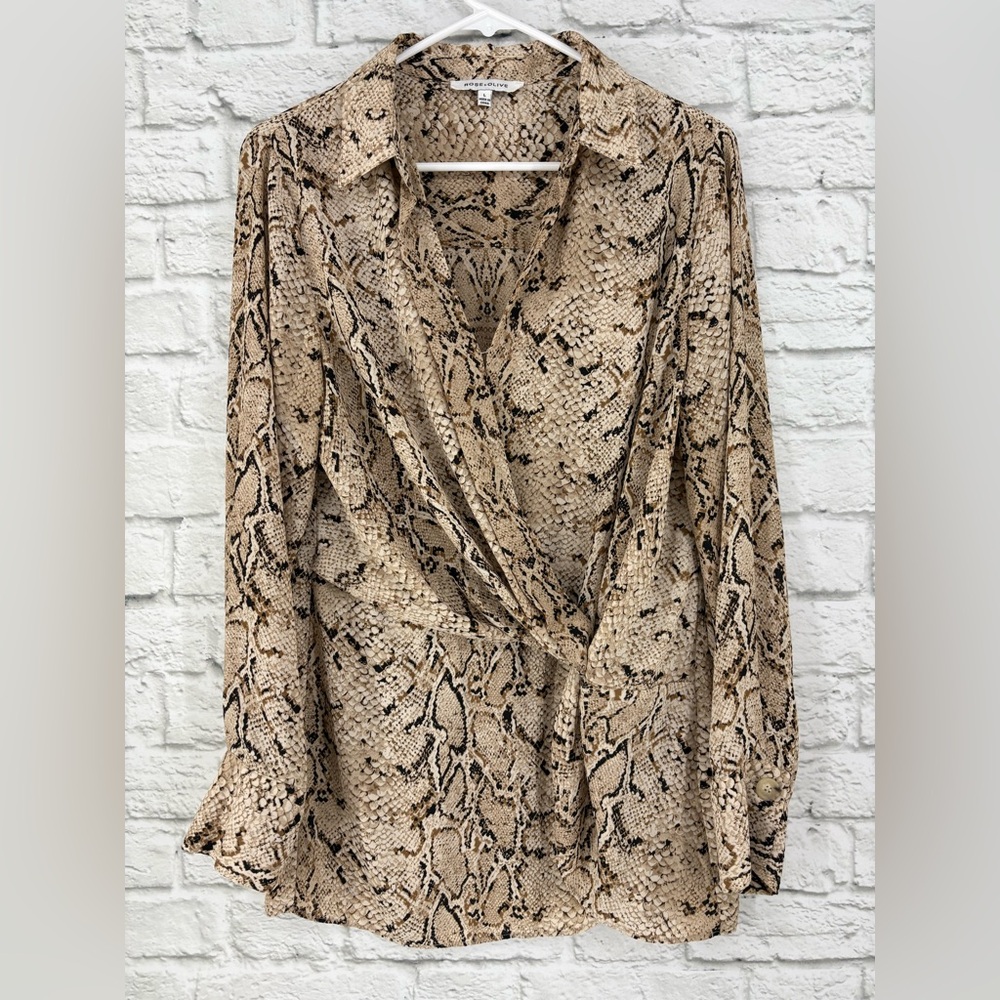 Rose + Olive Snake Animal Print Long Sleeve Tunic Top Large